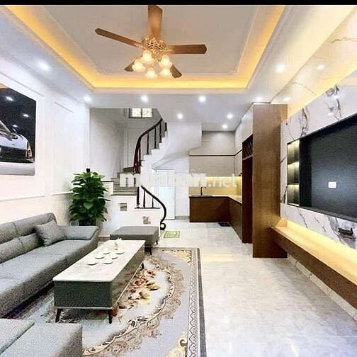 Nhà đẹp Thụy Phương, mới koong - 5 tầng, sát phố - Ô tô đỗ cổng.