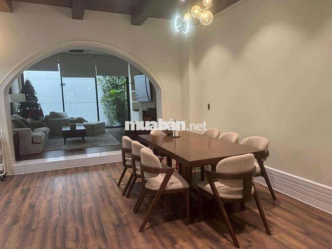 Cho Thuê Biệt Thự Khu Nam Long 8x25 2 Lầu 5PN