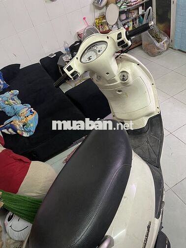 SYM Attila màu Trắng