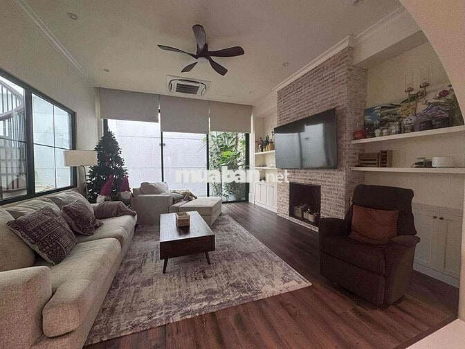 Cho Thuê Biệt Thự Khu Nam Long 8x25 2 Lầu 5PN