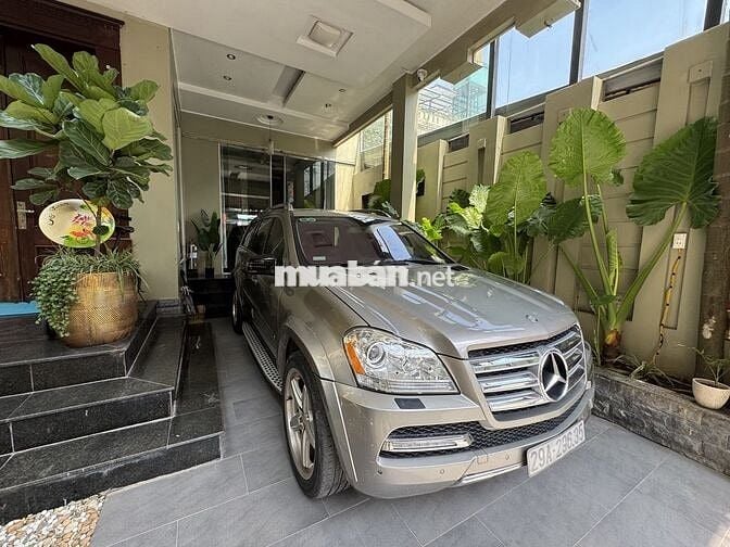 Gia đình có Merc GL550 đklđ 2009 sx 207 rất đẹp