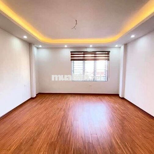 Nhà đẹp Thụy Phương, mới koong - 5 tầng, sát phố - Ô tô đỗ cổng.