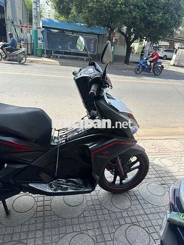 Honda Air Blade 2019 Siêu nhân Đen ( có bán góp)
