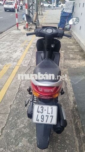 Honda Click màu Đỏ