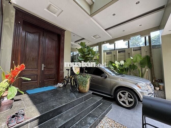 Gia đình có Merc GL550 đklđ 2009 sx 207 rất đẹp