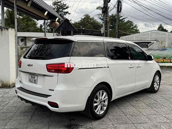 cần bán sedona 2019 1 đời chủ đi ít 2.2std