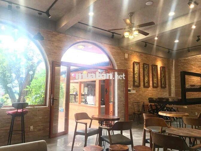 Cho thuê mặt bằng kinh doanh sát Hoàng Diệu 2