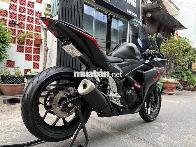 R3 chính chủ kí cần bán