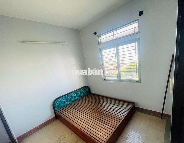 Cho thuê Căn Góc (2 ban công) - lầu 4 - chung cư 312 Lạc Long Quân