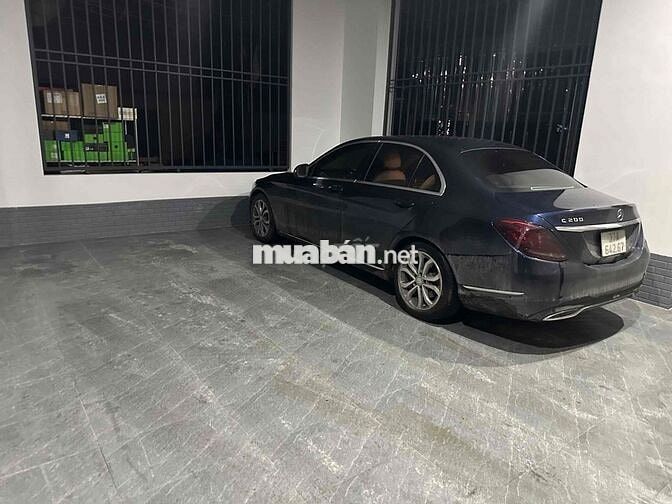 Mercedes Benz C Class 2015 C200 - 120000 km