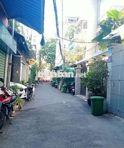 BÁN NHÀ ĐỐI DIỆN EMART PHAN VĂN TRỊ, 44m, 6 TẦNG, 5 PN, SÂN THƯỢNG