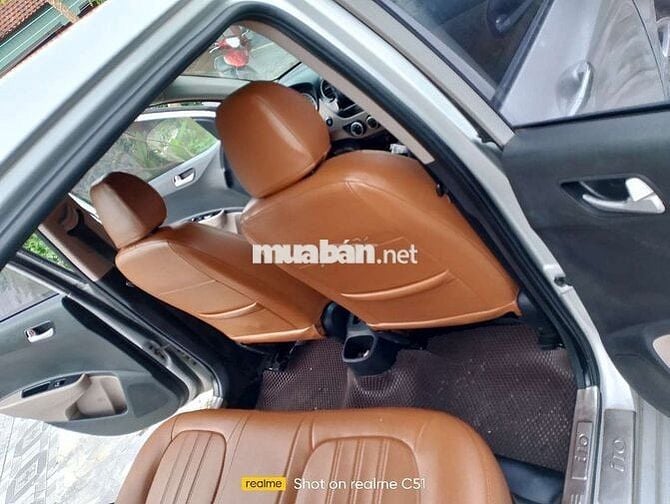 Bán xe i10 bản đủ chính chủ từ mới đời 2016