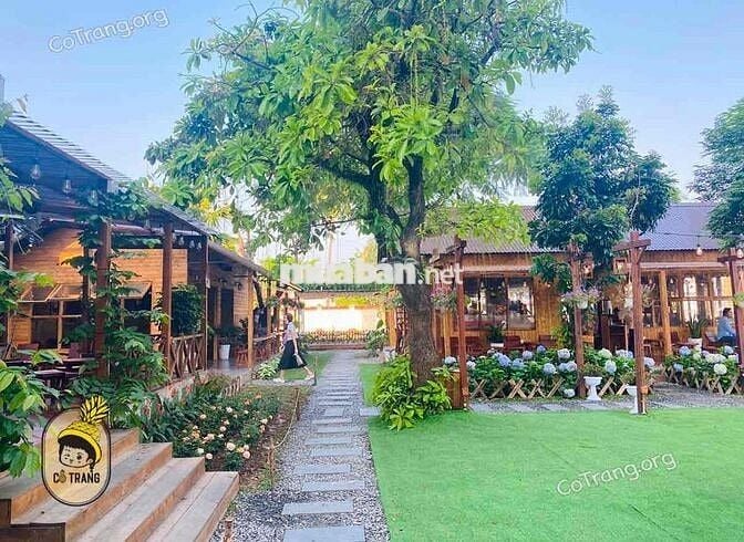 CHO THUÊ MẶT BẰNG SÂN MT PHẠM VĂN ĐỒNG , DT:500m2 , NGANG :15M