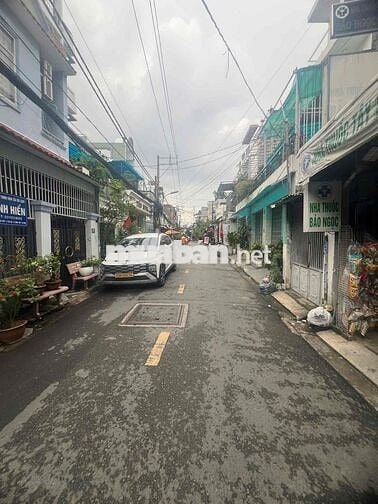 Cho thuê nhà đường xe hơi Khu Bình Phú Q6