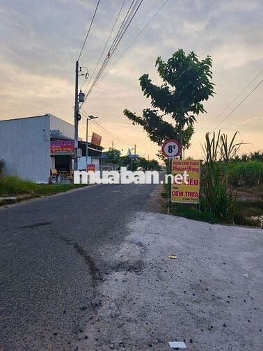 Đất nền 7x 14m mặt tiền lộ 8 tấn phú đức - long an