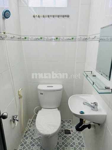 Cho thuê nhà Trần Khắc Chân, Quận 1, 3,7x11m, 1 lầu