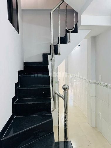 Cho thuê nhà Trần Khắc Chân, Quận 1, 3,7x11m, 1 lầu