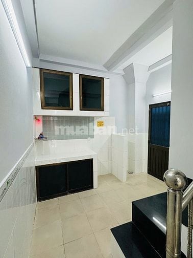 Cho thuê nhà Trần Khắc Chân, Quận 1, 3,7x11m, 1 lầu