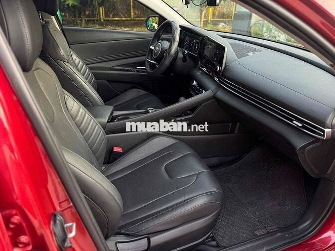 Hyundai Elantra 2023 1.6 AT Đặc biệt - 9500 km