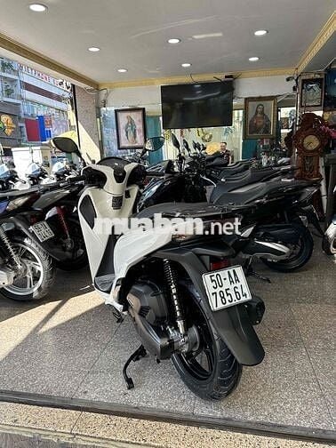 SH 125i 2017 Smartkey Trắng Đen BSTP Chính Chủ