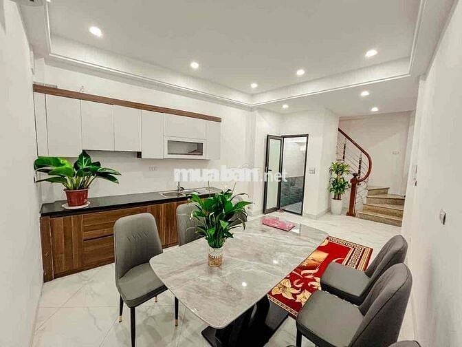 CẦN BÁN NHÀ LẠC LONG QUÂN – NGÕ THÔNG – GẦN HỒ TÂY – Ô TÔ QUA NHÀ