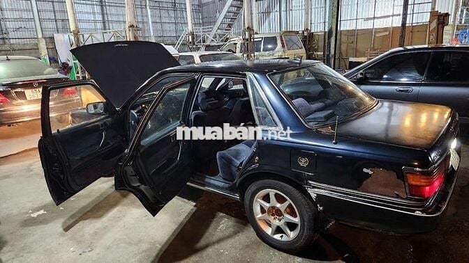 Camry cửa nóc 1988 còn kiểm giá rẻ