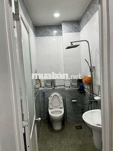 Cho thuê nhà tx 21 full nôi thất giá 10tr có bớt