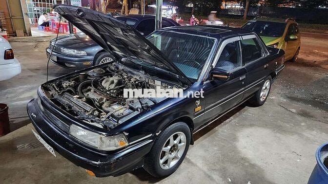 Camry cửa nóc 1988 còn kiểm giá rẻ