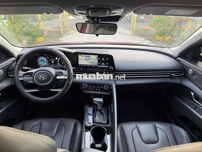 Hyundai Elantra 2023 1.6 AT Đặc biệt - 9500 km