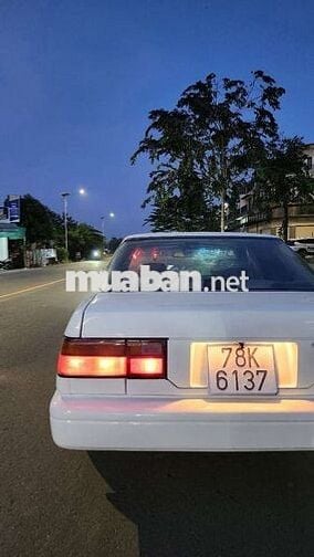 Honda Accord cửa nóc, đèn mắt chớp 1986