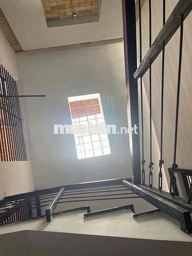 CHÍNH CHỦ VỪA GỬI EM MỘT CĂN NHÀ NGAY THỦ ĐỨC GIÁ NHỈNH $5TỶ,HẺM OTO