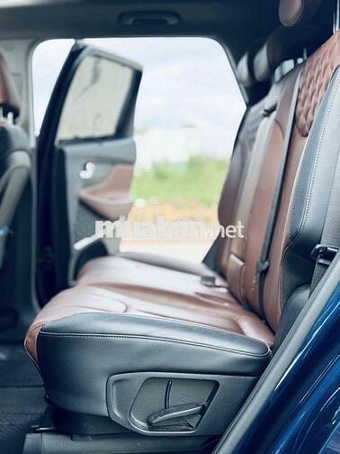 Hyundai Santa Fe 2022 2.2 full dầu odo 3v km