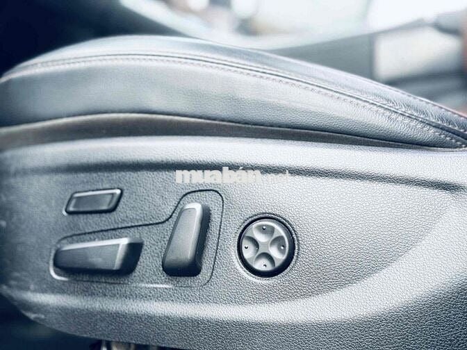 Hyundai Santa Fe 2022 2.2 full dầu odo 3v km