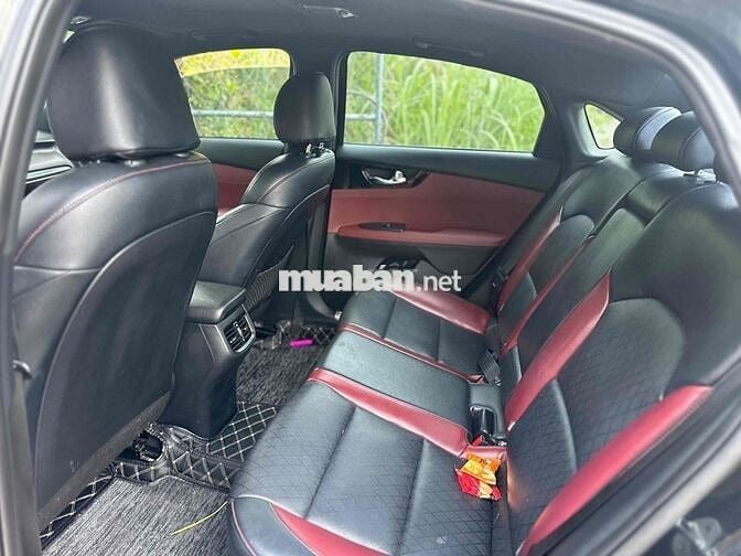 Kia Cerato prenium 2.0 2020 - 75000 km