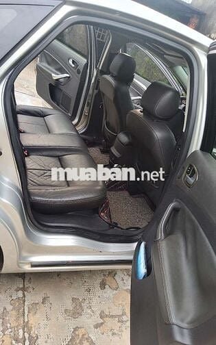 FoModeo,,phiên bản 2,3,,cưc đep sx 2010 AT