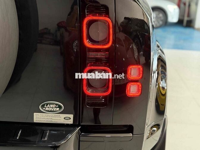 Defender 110HSE 2022 P300 23.000 km