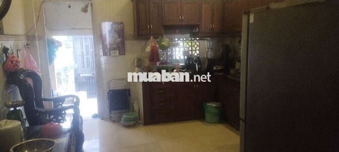 Cho thuê nhà nguyên căn hẻm xe hơi