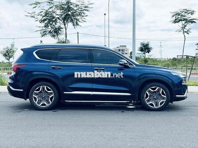 Hyundai Santa Fe 2022 2.2 full dầu odo 3v km