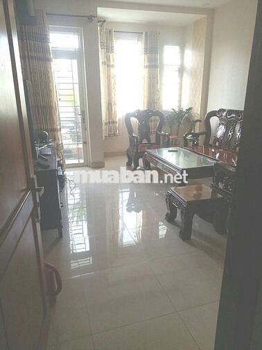 Cho thuê nhà nguyên căn hẻm xe hơi