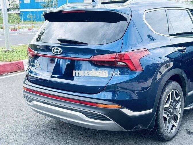 Hyundai Santa Fe 2022 2.2 full dầu odo 3v km