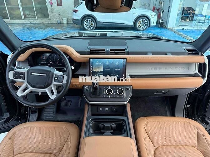 Defender 110HSE 2022 P300 23.000 km