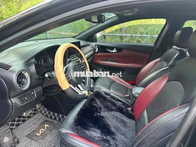 Kia Cerato prenium 2.0 2020 - 75000 km