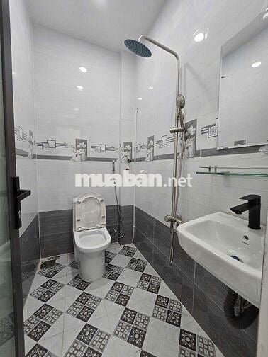 Bán nhà đẹp mới full nội thất hẻm 112 Bùi Minh Trực P5 Q8