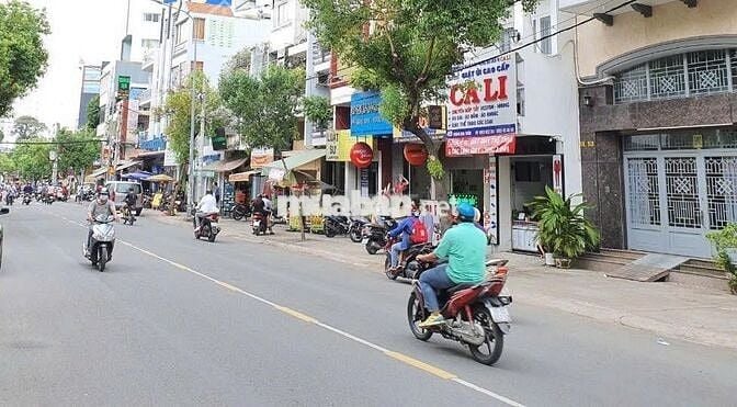 Mặt Tiền Đường D5 100m2 Cho Làm Quán Ăn Vỉa Hè Rộng Sát  ĐH NgoạiThươg