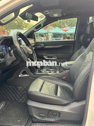 Ford Everest 2022 Titanium 4x2 20.000 km