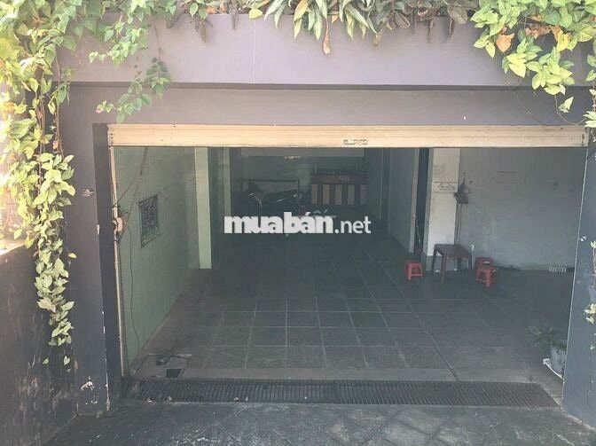 Cho thuê tầng 2 - 70m² trung tâm Pleiku, giá 3 triệu/tháng