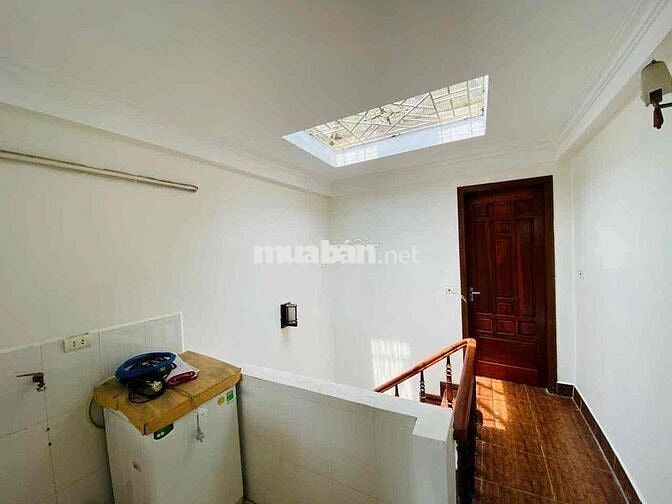 Nhà mặt ngõ 545 vũ tông phan 4 tầng dt sử dụng 165m2