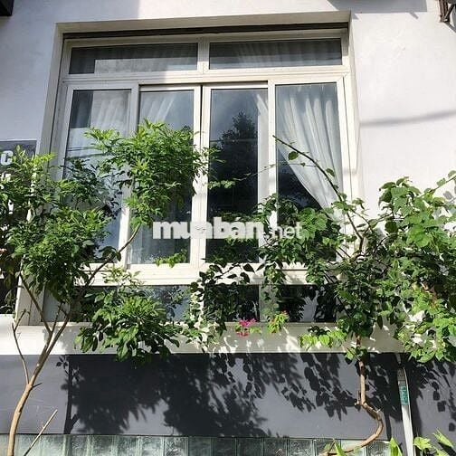Cho thuê tầng 2 - 70m² trung tâm Pleiku, giá 3 triệu/tháng
