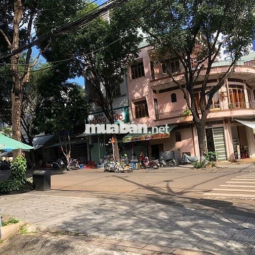 Cho thuê tầng 2 - 70m² trung tâm Pleiku, giá 3 triệu/tháng