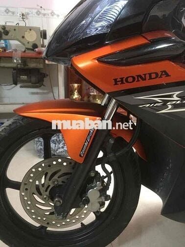 Xe AirBlade Thái Nhập( Cam Đen) Xe Nhà Sử Dụng